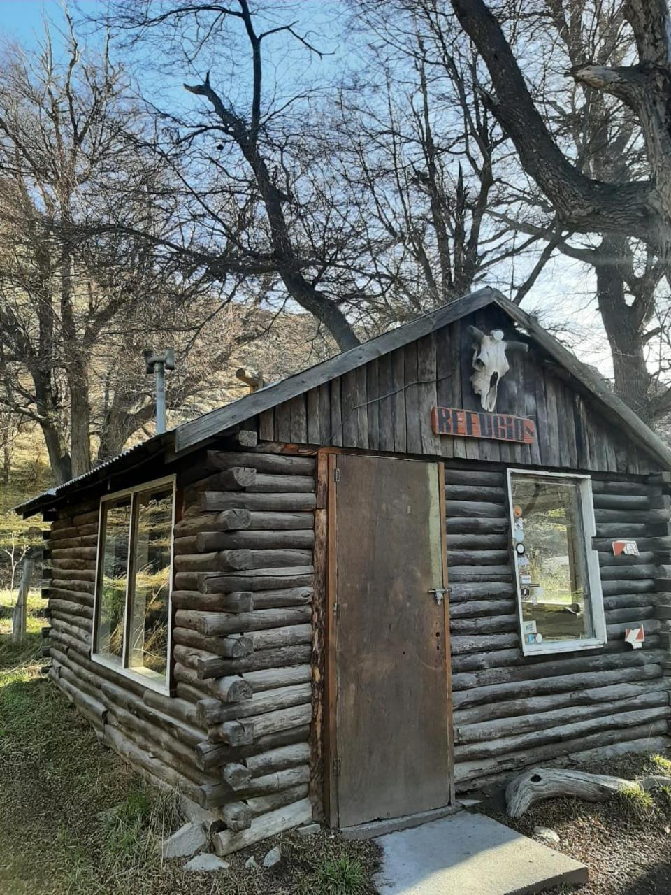 Camping Rio De Las Vueltas 厄尔查尔坦 外观 照片